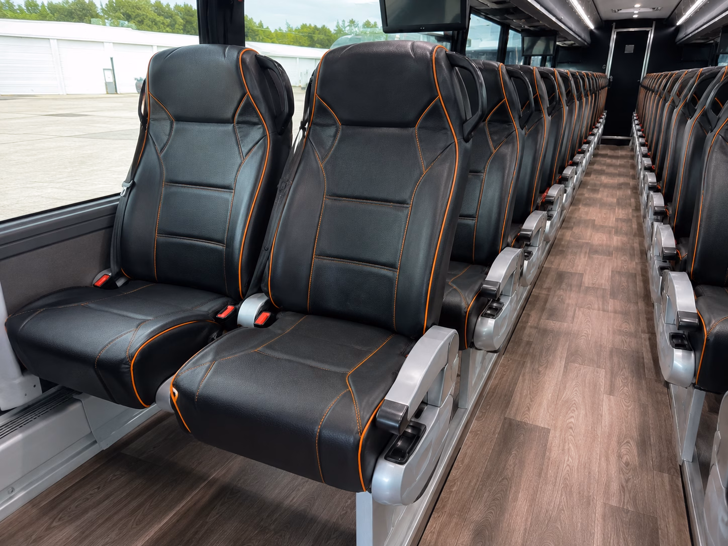 airport shuttle buses for wedding guests flying into lambert st louis international